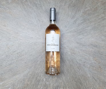 A bottle of Château Fontainebleau Rosé.