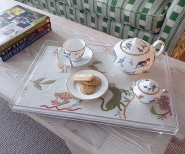 Mythical tray