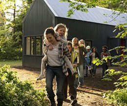 Herself film image with lead actress Molly McCann and other cast members - link to Herself