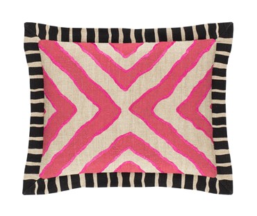 Capsule collection Arrows Pink rectangular cushion