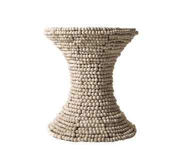 Length view of Mud Bead stool