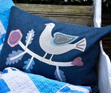 Applique cushion