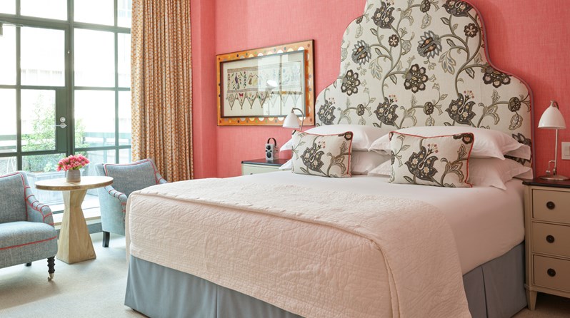 The bedroom of a Corner Terrace Suite