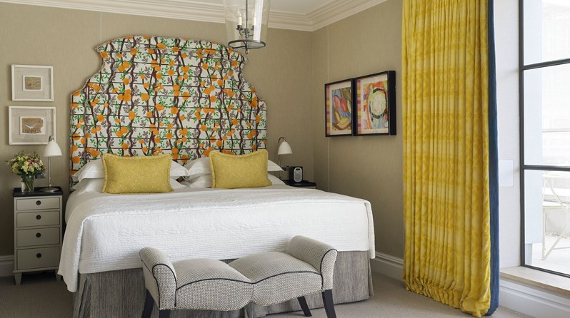 A bedroom of a Luxury Junior Terrace Suite at Ham Yard Hotel