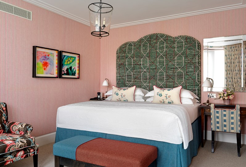 The bedroom of a One Bedroom Suite at Ham Yard Hotel