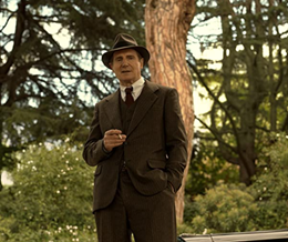 A still from the film 'Marlowe' - link to Marlowe