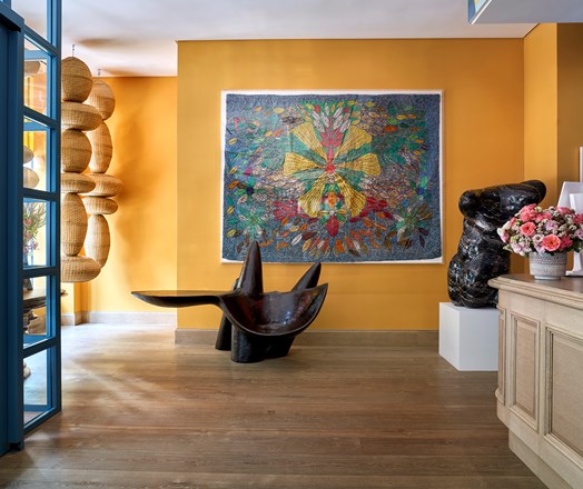 /media/czcpnmlx/240912_f_ws_lobby_1759-flowers_webres.jpg?anchor=center&mode=crop&heightratio=0.839694656488549618320610687&width=524&rnd=133740040052930000