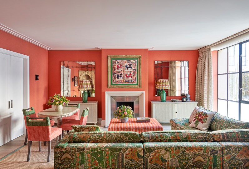 Living room of HYH Deluxe Two Bedroom Suite