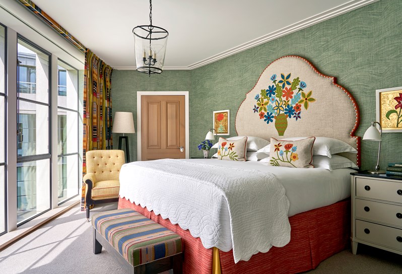 An image of the primary bedroom of Deluxe Two Bedroom Residence, Residence 16 at Ham Yard Hotel.