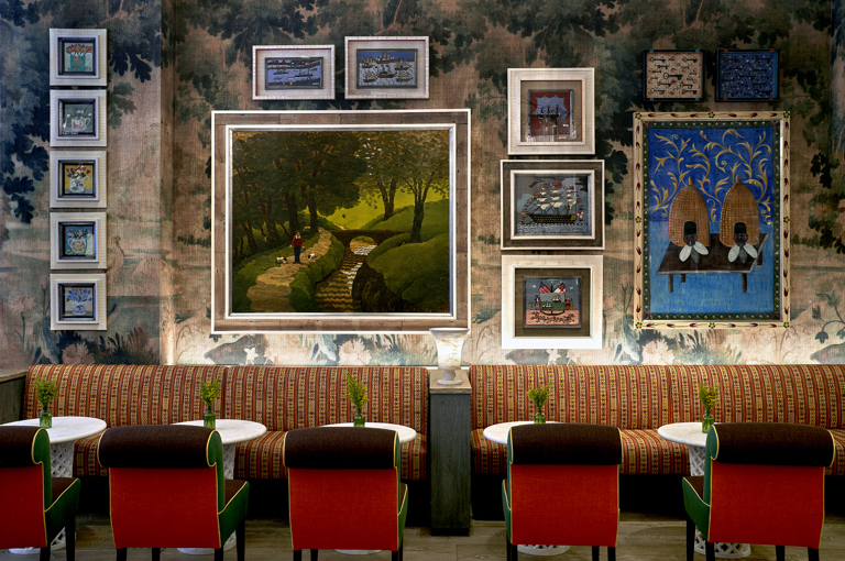 Side shot of the Bar at Warren Street Hotel