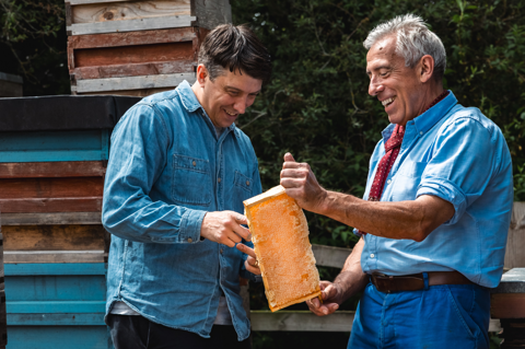 Head Chef Joe Fox with Bermondsey Street Bees Founder Dale Gibson examining a piece of honeycomb